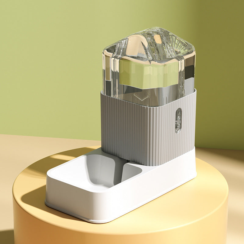 Automatic Feeder Without Wet Mouth